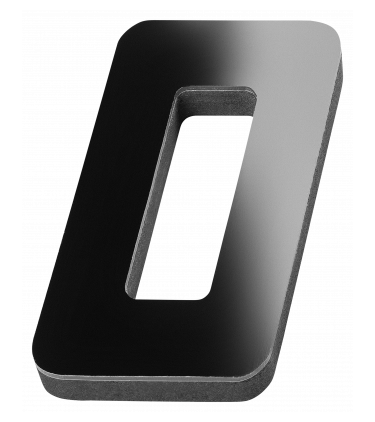 Puede aplicarse sobre diversas superficies, tanto interiores como exteriores, para una identificación correcta y legible de residencias o espacios comerciales.